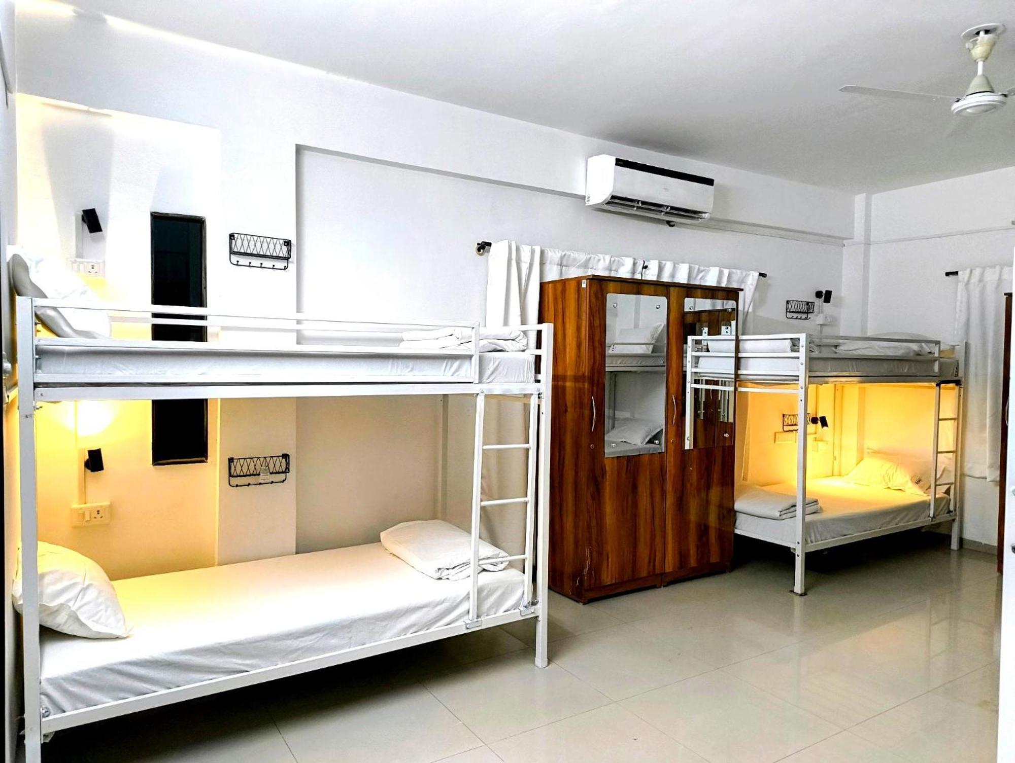 Hoshtel99 - Lux - Stay, Cowork And Cafe - Luxurious Bungalow بونة المظهر الخارجي الصورة